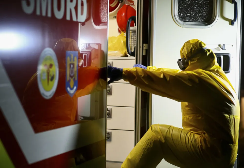 Rata de infectare în București continuă să crească. Câți bucureșteni se infectează pe zi cu Covid-19