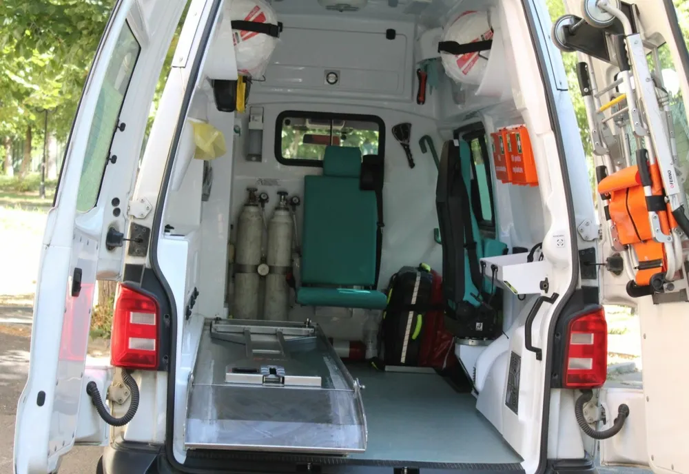 Accident grav într-un parc din Bistrița: Trei copii au fost răniți