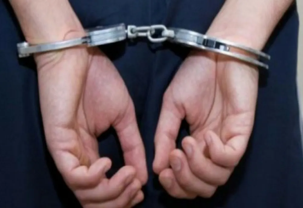 Un bărbat avea o colecție de zeci de mii de materiale pornografice cu minori. Acesta a fost arestat preventiv