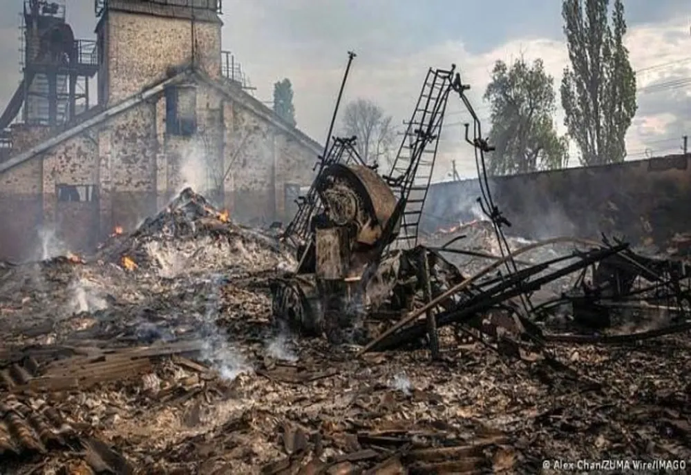 Ucraina forţează străpungerea liniei defensive a ruşilor în sud şi avansează în est