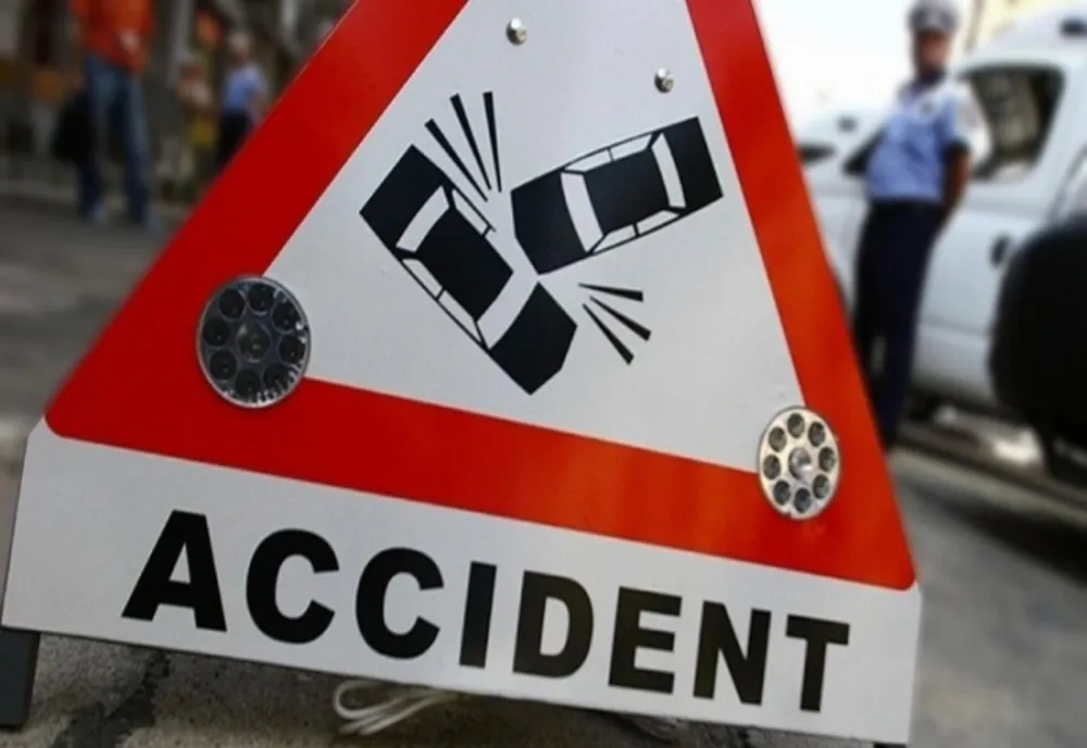 Carambol pe DN 11, in Bacău. Trei persoane transportate la spital