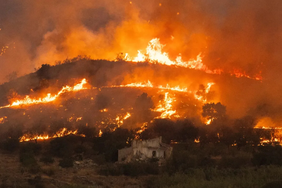 Spania continuă să se confrunte cu incendiile de pădure