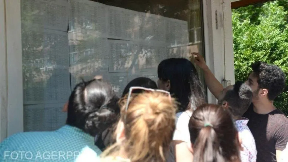 Repartizarea absolvenţilor de clasa a VIII-a la liceu este programată în zilele de 17 şi 18 august