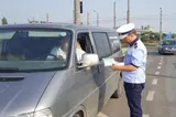 Blitz pe străzile Craiovei: 73 de sancțiuni în trei ore și doi bărbați băuți pe moped și trotinetă