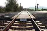 Instalație suspectă în tunelul CFR Turdaş. Bărbatul din Petroșani pretinde că era un „proiect artistic”
