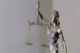 Magistrații decid dacă suspendă alte cinci decizii ale guvernului Bolojan