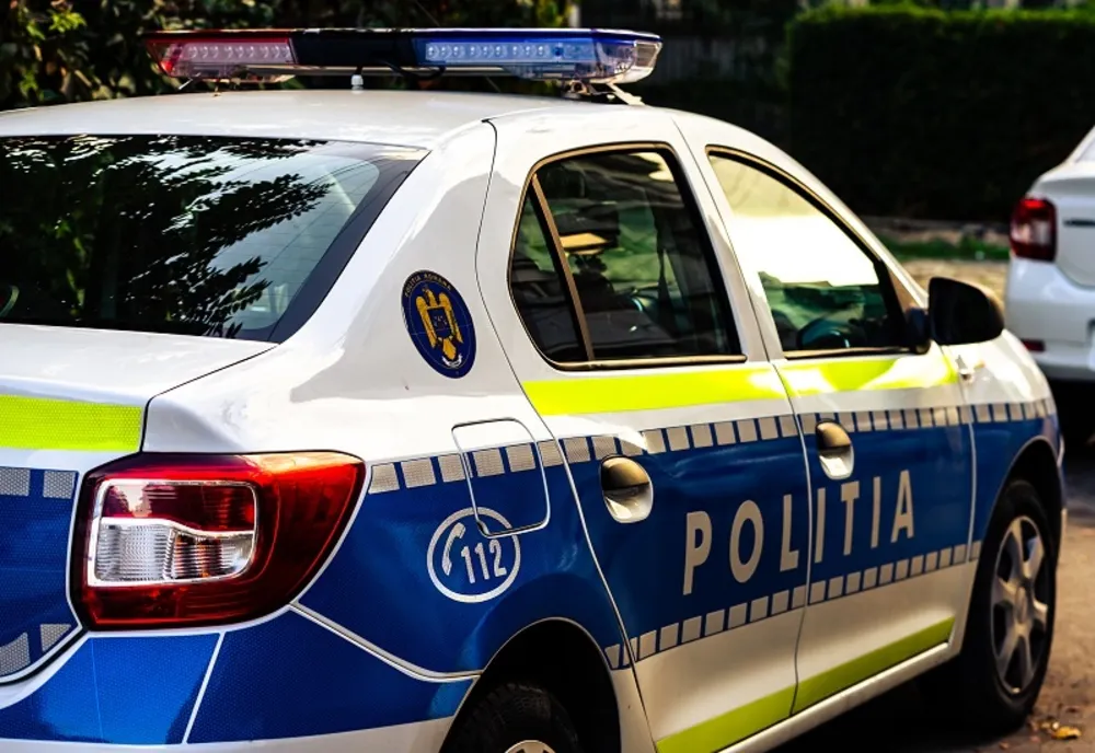 Dealer de droguri, prins în flagrant în Focşani. Ce avea în maşină