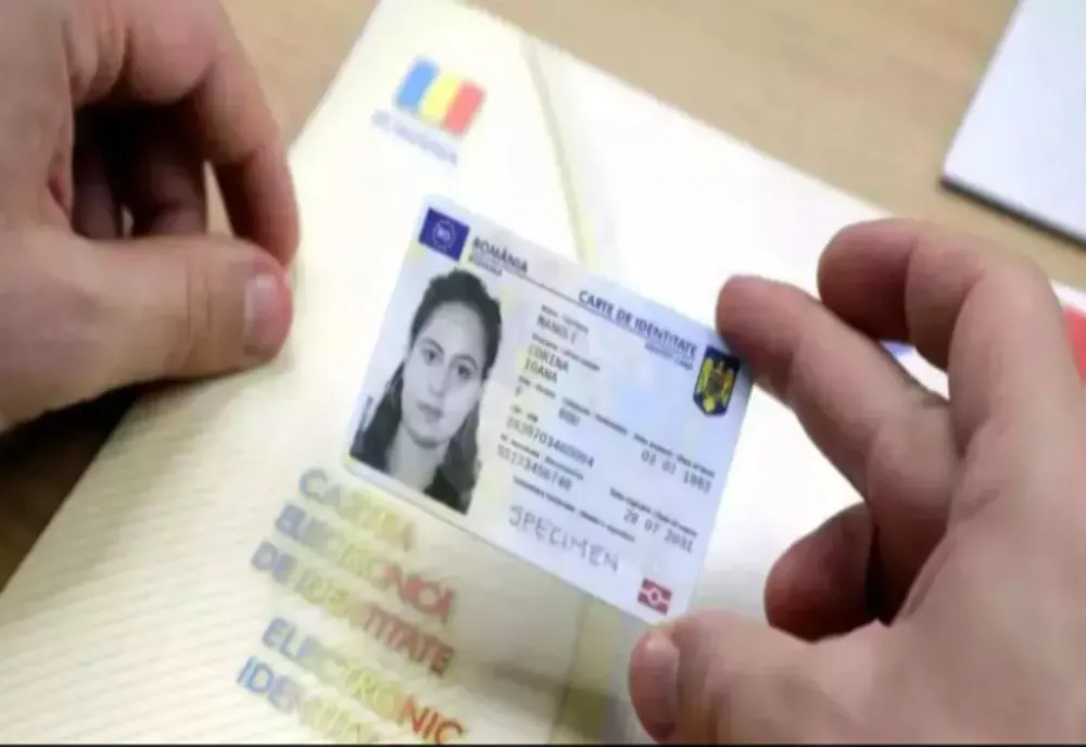 Românii pot semna acte digitale cu noua carte de identitate electronică