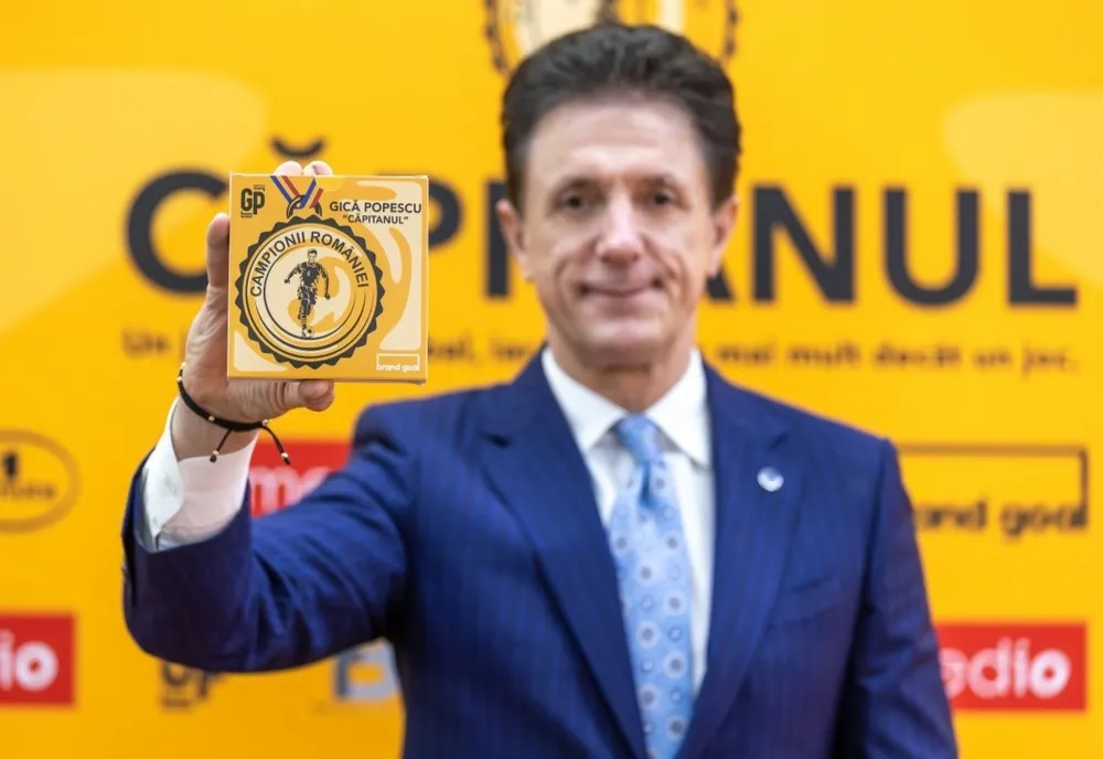 Fotbal. Gică Popescu a lansat jocul "Căpitanul", la Muzeul Fotbalului