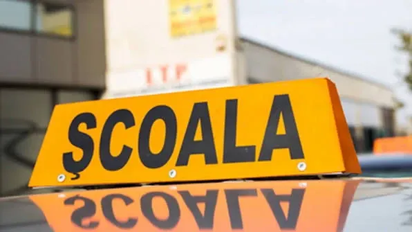 Școala de șoferi 