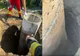 Fetiță de 8 ani, căzută într-o fântână aflată în construcție. Intervenție de amploare a pompierilor în Vrancea