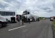Șase persoane implicate într-un accident cu o cisternă, în județul Neamț. Două sunt asistate medical